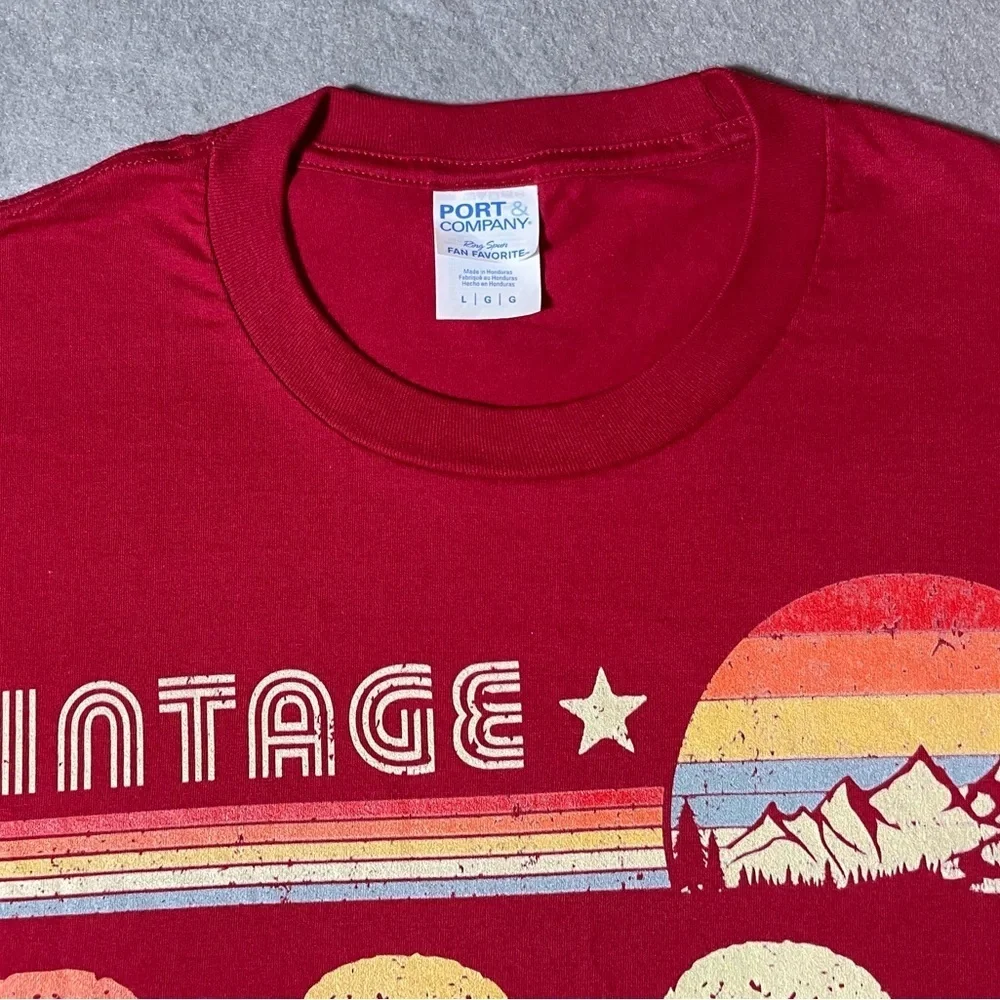 Vintage 2001 Limited Edition 2001 T-shirt Red Size Large